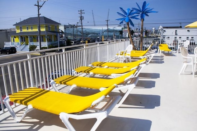 Gallery - Blue Palms Resort