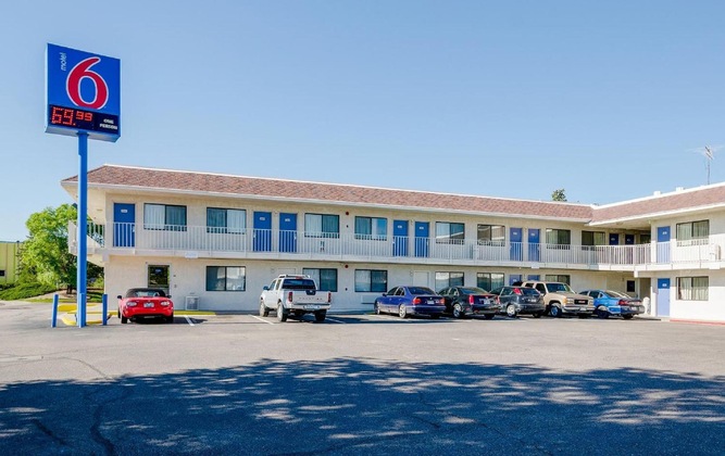 Gallery - Motel 6 Denver-Thornton