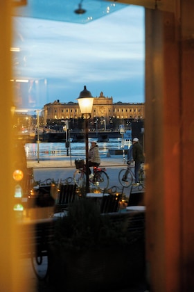 Gallery - Lydmar Hotel