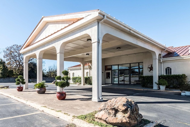 Gallery - Motel 6 Stephenville