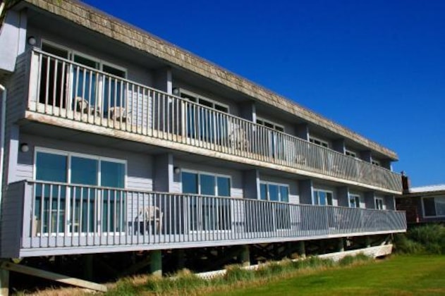 Gallery - Surfside Resort