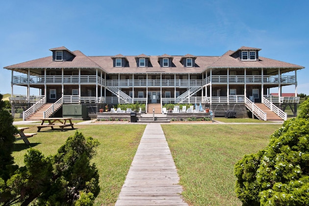 Gallery - The First Colony Inn