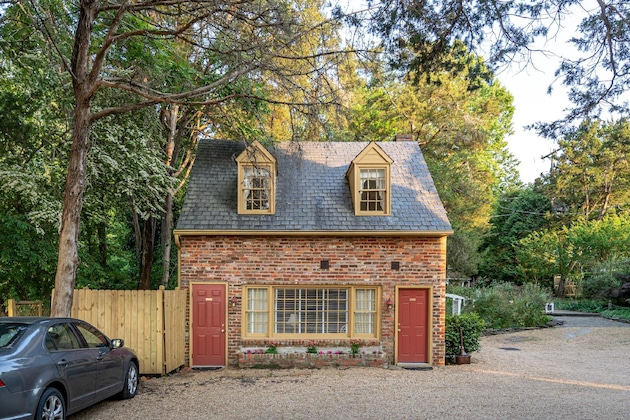 Gallery - Cedars Of Williamsburg Bed & Breakfast