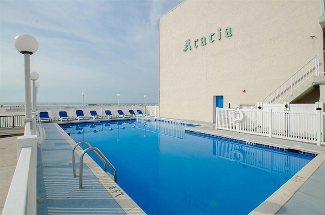 Gallery - Acacia Beachfront Resort