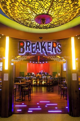 Gallery - Mohegan Pennsylvania - Adults Only