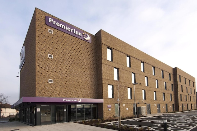 Gallery - Premier Inn London Dagenham