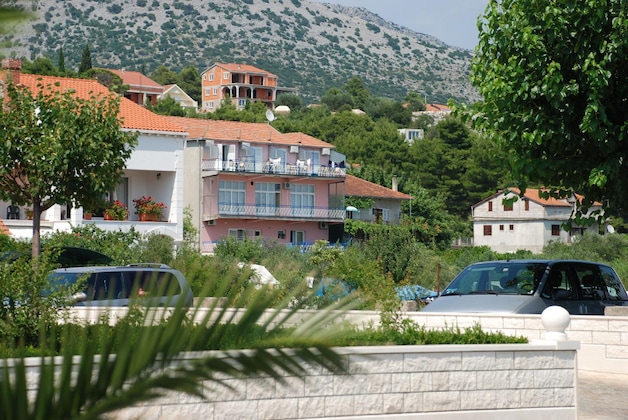 Gallery - Studio Apartments Lulak
