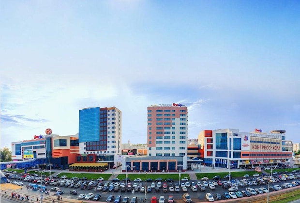 Gallery - Hotel Complex GRINN