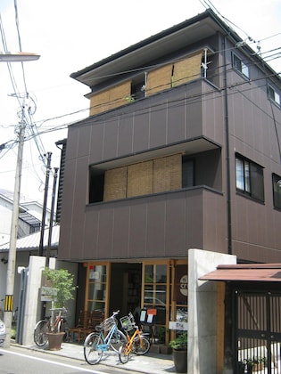 Gallery - Guesthouse Hyakumanben Cross