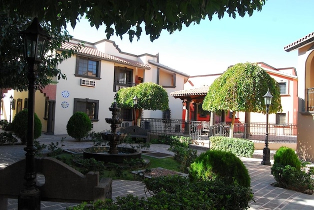 Gallery - Hotel Suites El Paseo