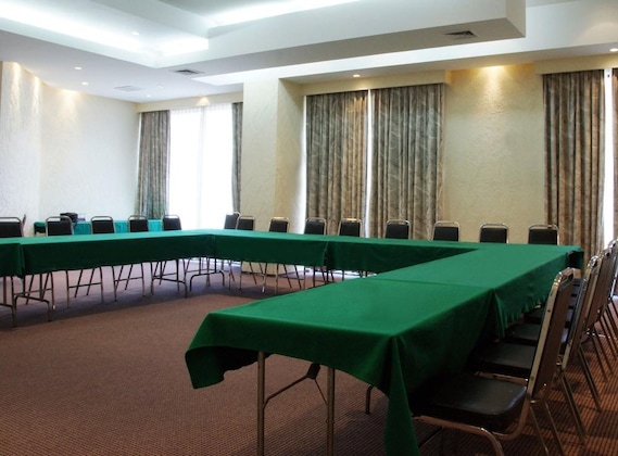 Gallery - Portonovo Hotel & Suites