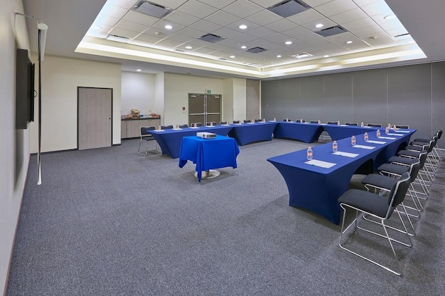 Gallery - City Express Junior By Marriott Puebla Finsa