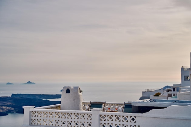 Gallery - Santorini Mansion At Imerovigli
