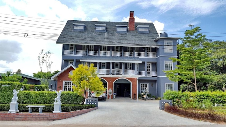 Gallery - Perennial Resort