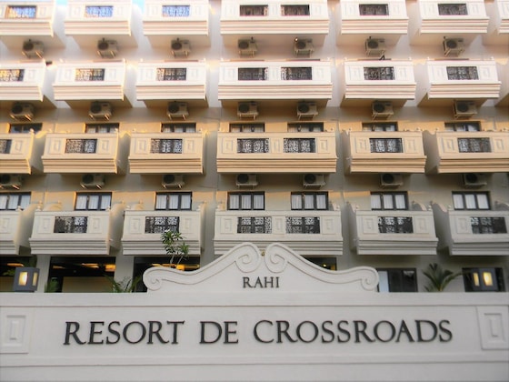 Gallery - Resort De Crossroads