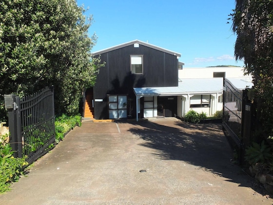 Gallery - Le Chalet Waiheke Apartments
