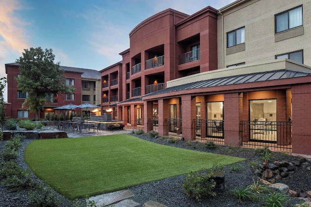 Gallery - Courtyard Minneapolis St. Paul Roseville By Marriott