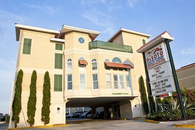 Gallery - Desoto Beach Hotel