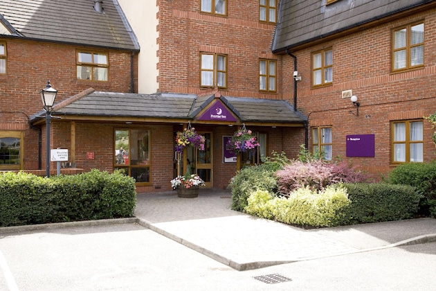 Gallery - Premier Inn Peterborough (Hampton)