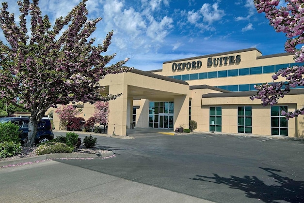 Gallery - Oxford Suites Yakima