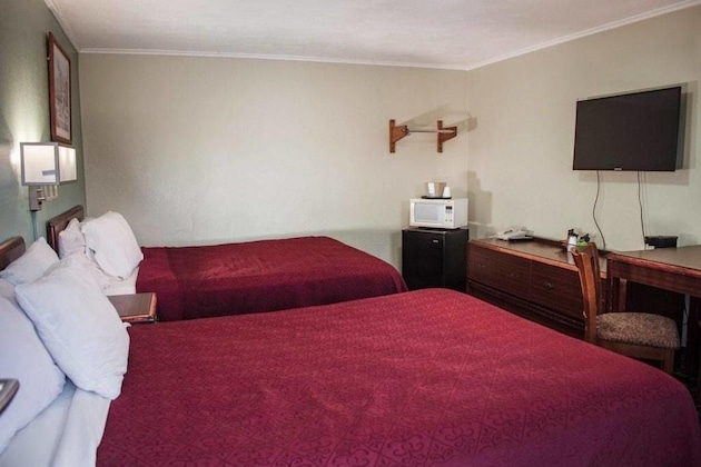 Gallery - Boulevard Inn