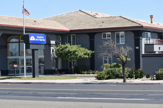 Gallery - Americas Best Value Inn Manteca