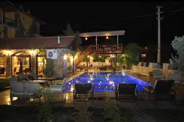 Gallery - Melrose House Hotel