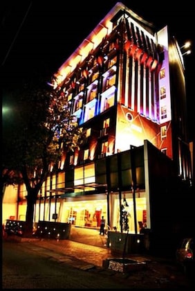 Gallery - The Hq