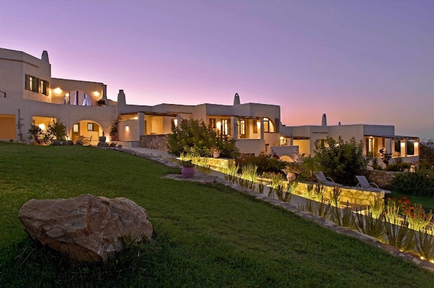 Gallery - Naoussa Hills Boutique Resort - Adults Only