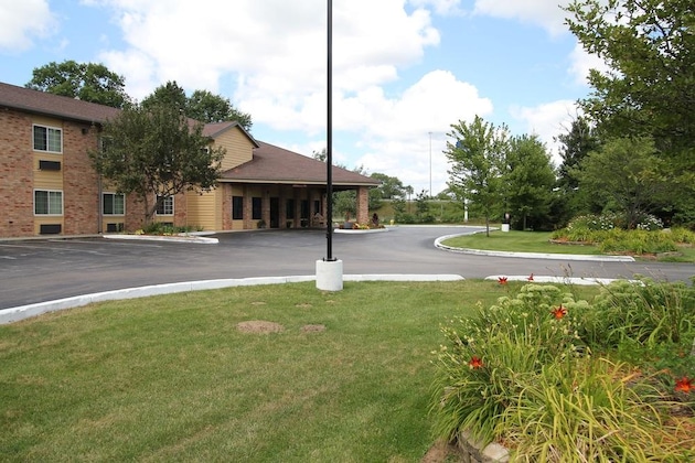 Gallery - Baymont By Wyndham Muskegon