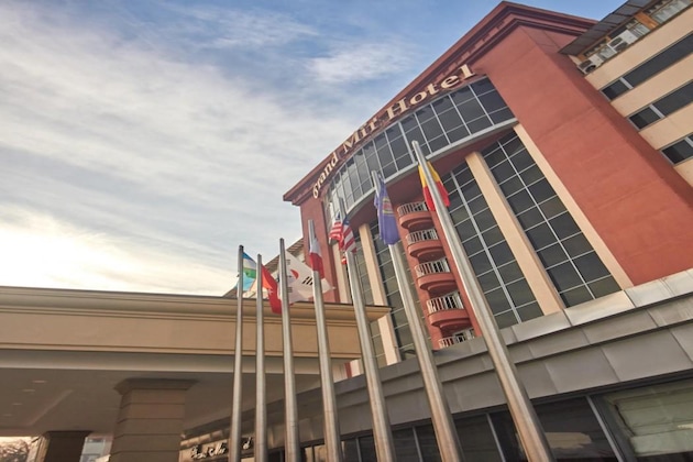 Gallery - Grand Mir Hotel