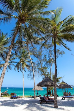 Gallery - Turtle Bay Beach Club