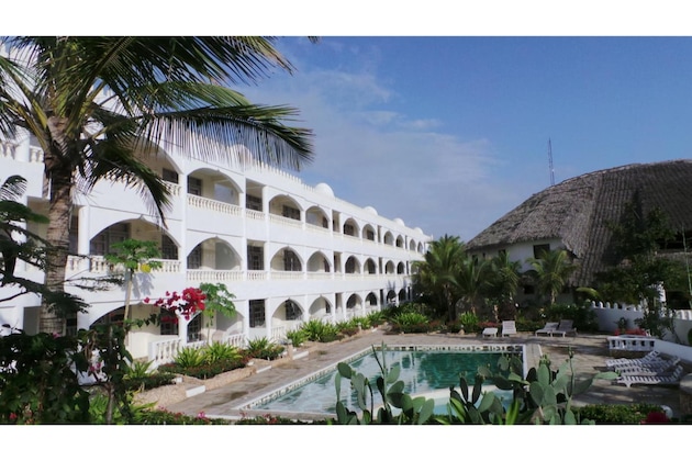 Gallery - Jacaranda Beach Resort