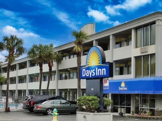 Gallery - Days Inn By Wyndham Myrtle Beach Grand Strand