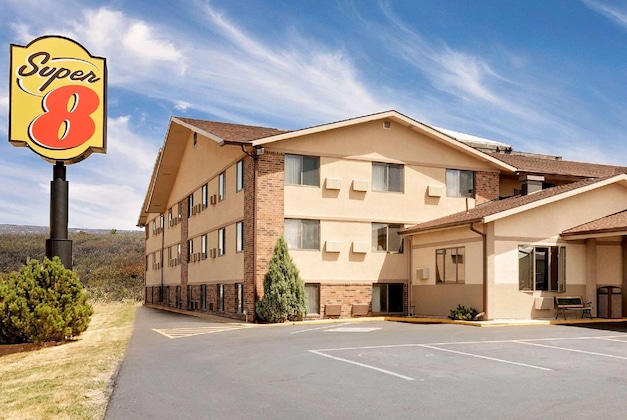 Gallery - Super 8 By Wyndham Spearfish