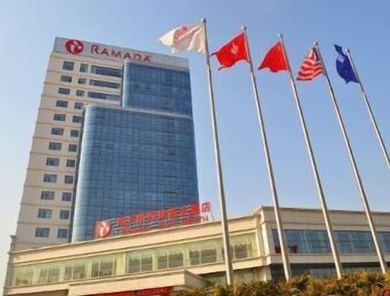 Gallery - Ramada Linyi North