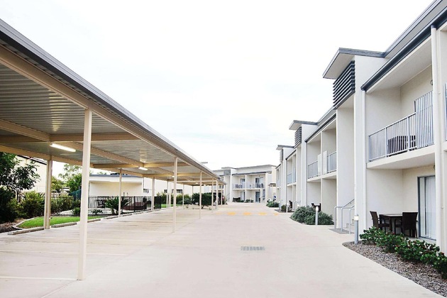 Gallery - Oaks Middlemount