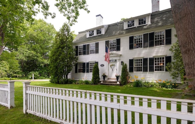 Gallery - Waldo Emerson Inn
