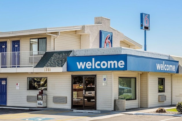 Gallery - Motel 6 Richland, Wa - Kennewick