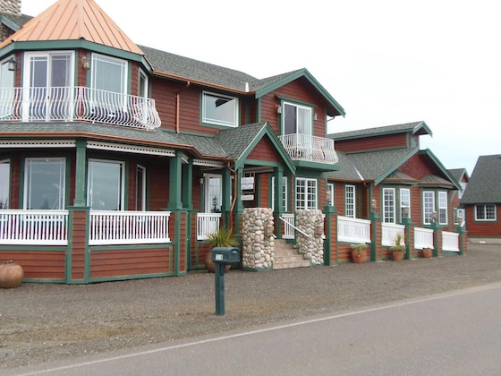 Gallery - The Collins Inn And Seaside Cottages