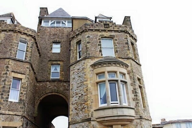 Gallery - The Highlands Inn