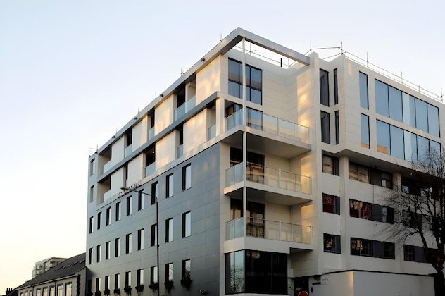 Gallery - St George Hotel Wembley