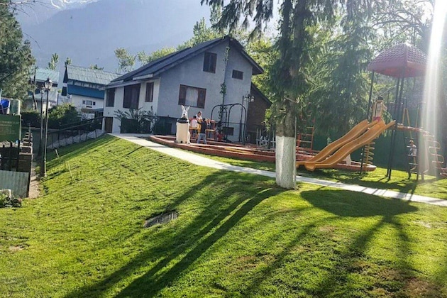Gallery - Hotel Pine Spring