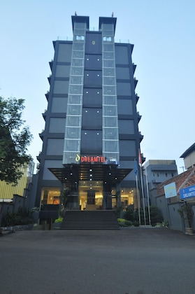 Gallery - Dreamtel Jakarta