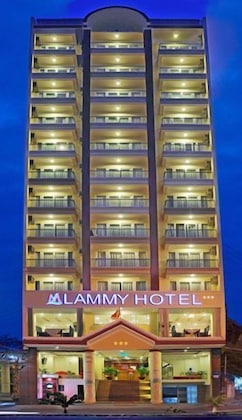 Gallery - Lammy Hotel