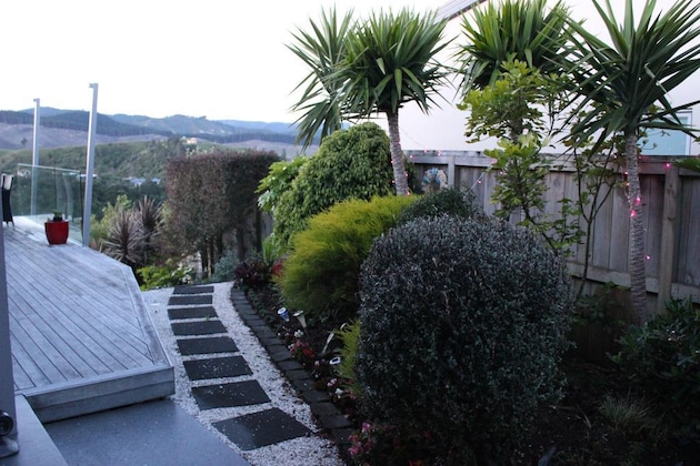Gallery - Stunning Views Bed And Breakfast