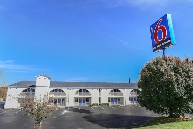 Gallery - Motel 6 Dickson