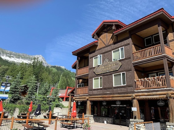 Gallery - Cornerstone Lodge