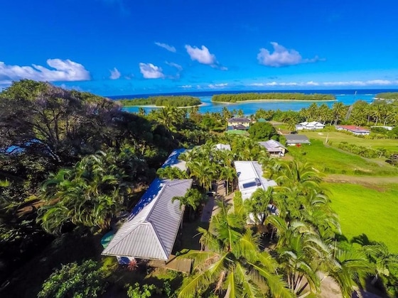 Gallery - Muri Lagoon View Bungalows