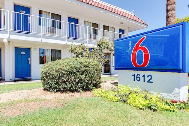 Gallery - Motel 6 Tempe, Az - Scottsdale South